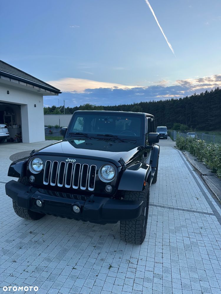 Jeep Wrangler 3.6 Unlim Sahara - 2