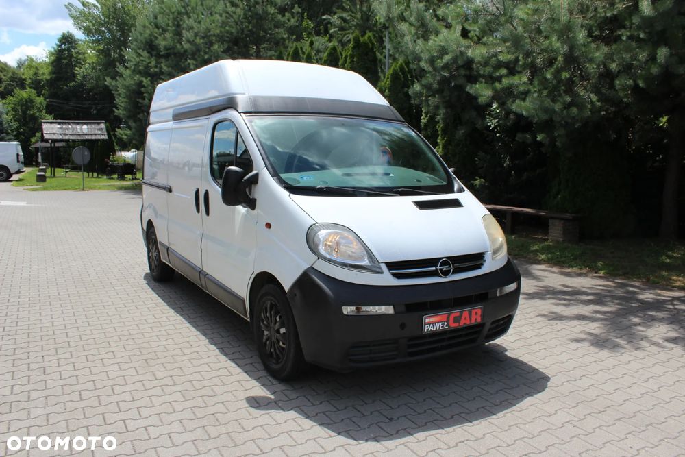 Opel Vivaro - 10