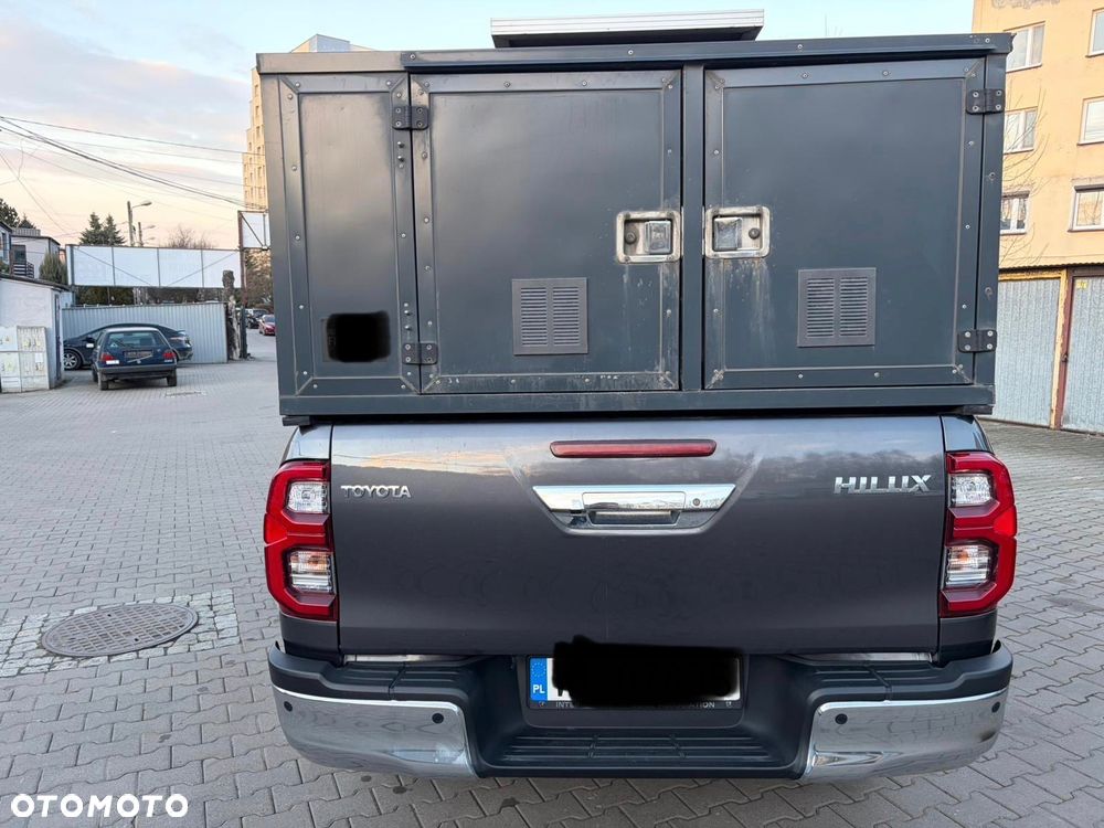 Toyota Hilux 2.8 D-4D Double Cab SR5+ 4x4 - 5