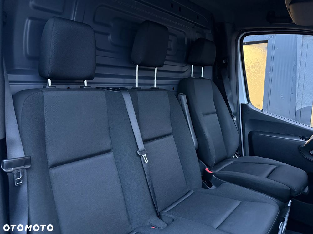 Mercedes-Benz Sprinter 315 CDI / 10.2022 / Średni L2 H2 / W907 Tylny Napęd / ZAREJESTROWANY W PL - 23