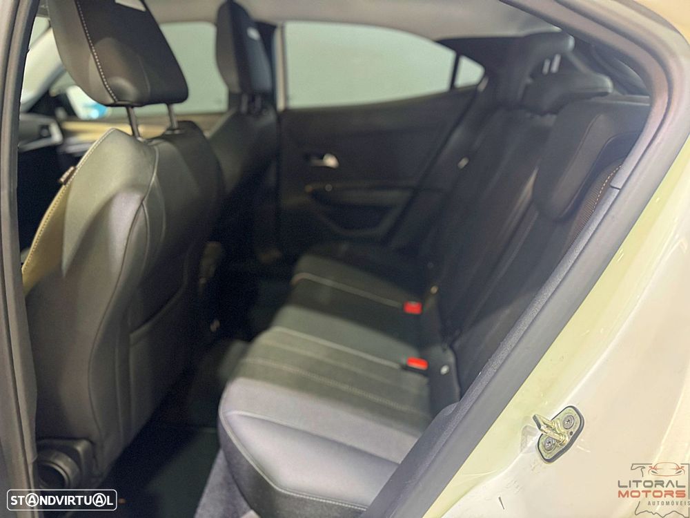 Opel Mokka 1.2 T Elegance AT - 17
