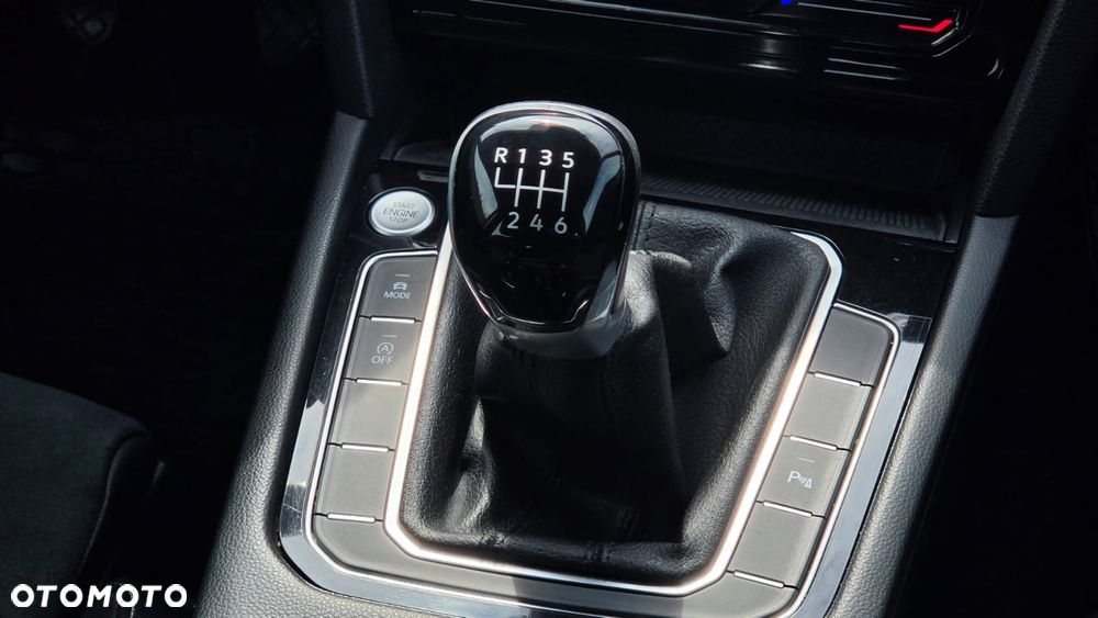 Volkswagen Passat 2.0 TDI EVO Elegance - 28
