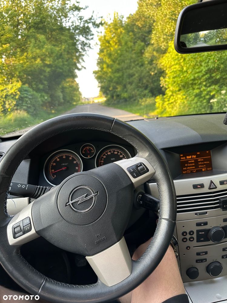 Opel Astra 1.8 Sport - 2