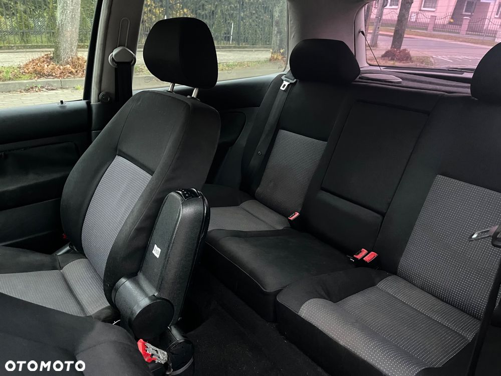 Volkswagen Golf 1.9 TDI Comfortline - 20