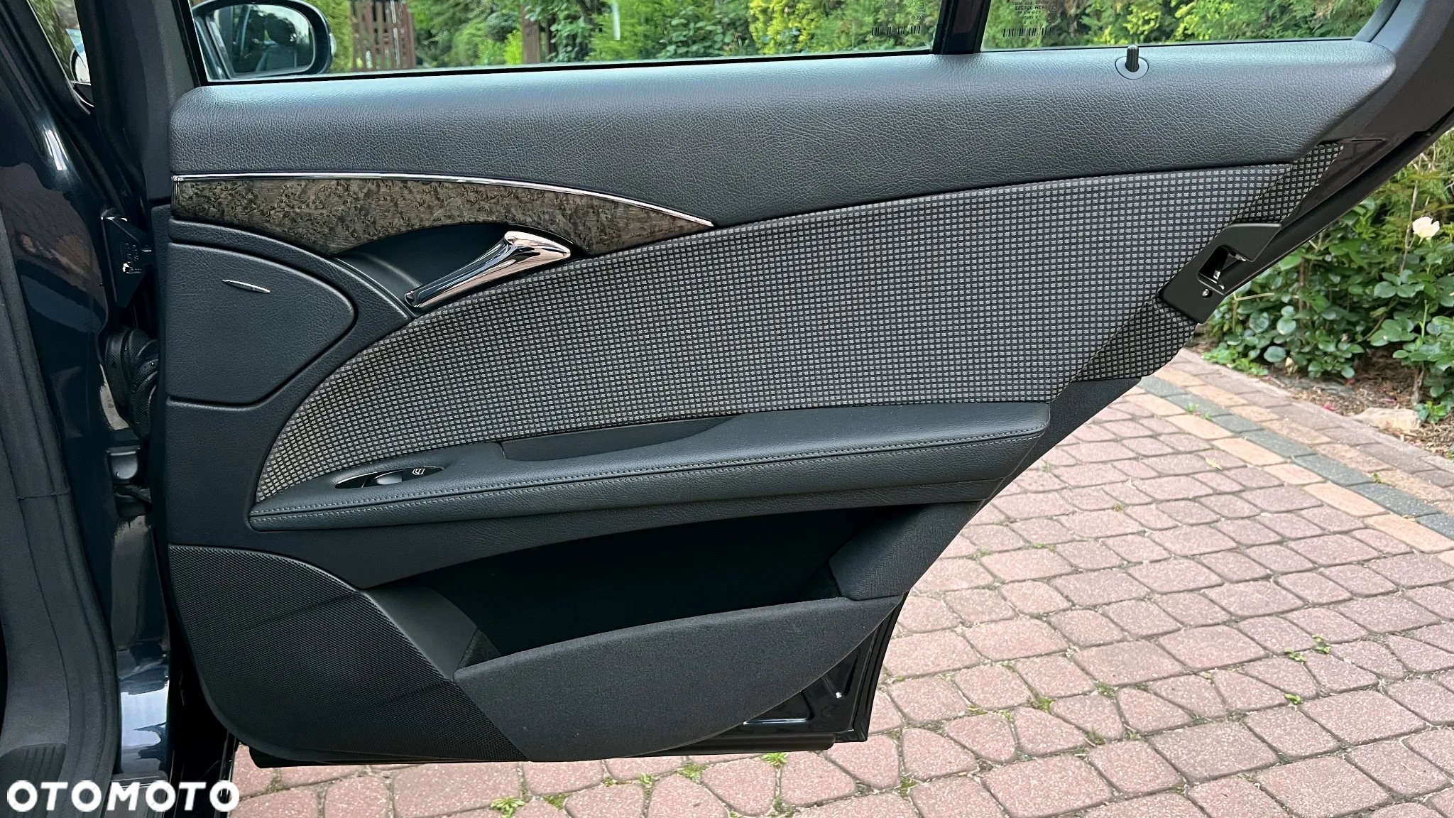 Mercedes-Benz Klasa E - 30