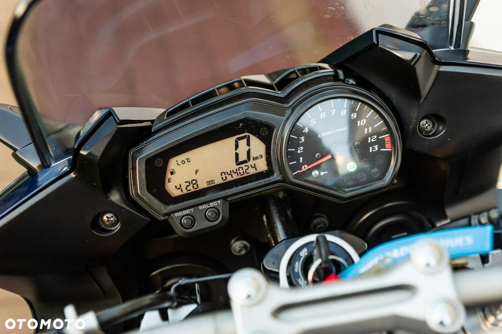 Yamaha FZ - 9