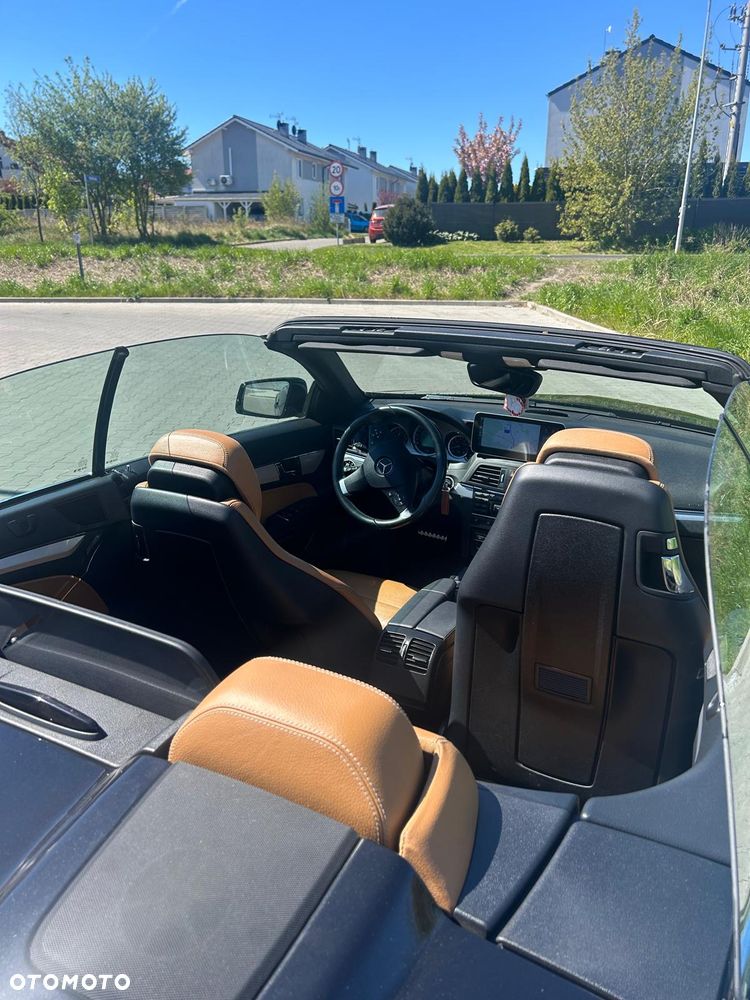 Mercedes-Benz Klasa E - 12