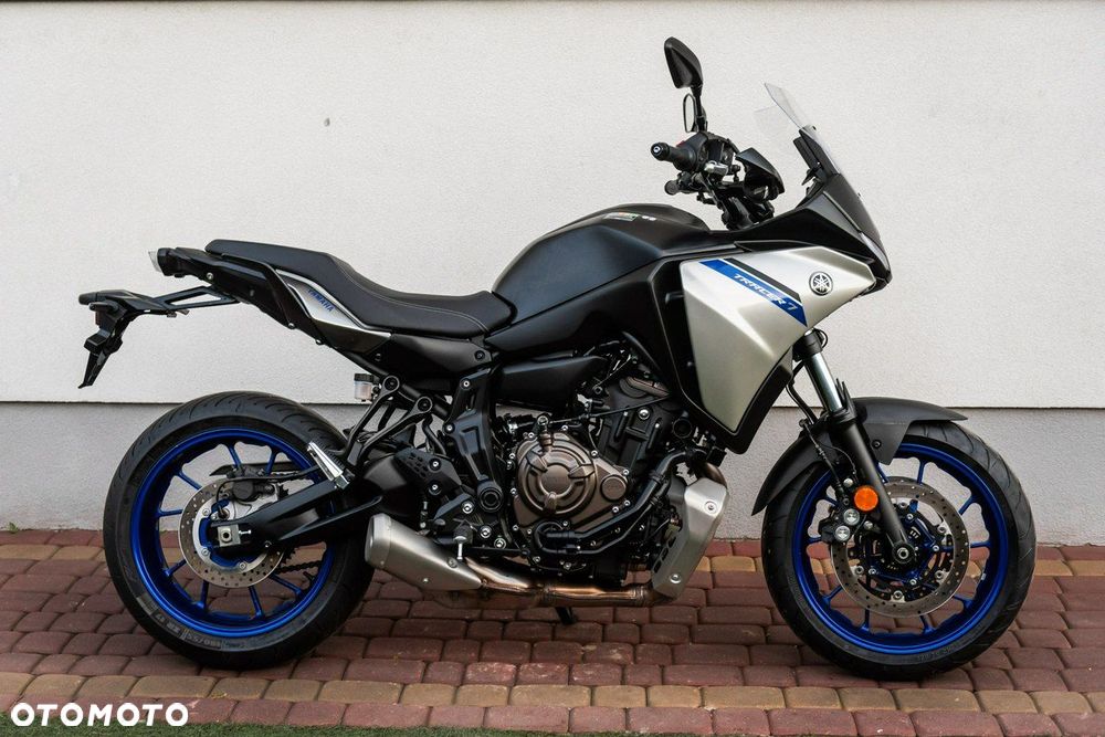 Yamaha MT - 2
