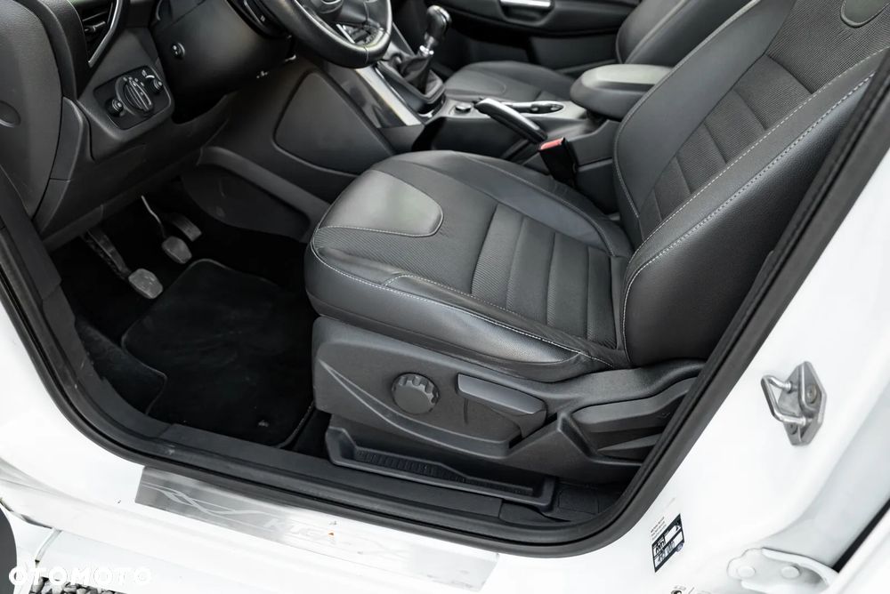 Ford Kuga 2.0 TDCi 4x4 Trend - 20