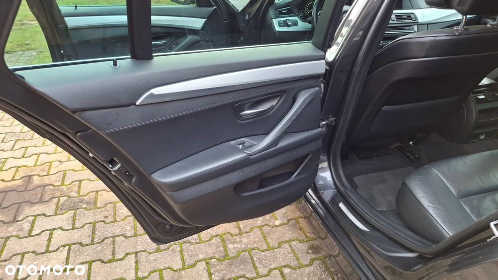 BMW Seria 5 520d - 11