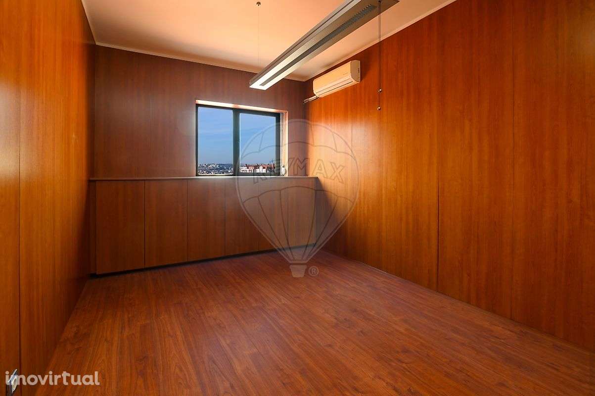 Apartamento T7 para venda - Grande imagem: 2/33