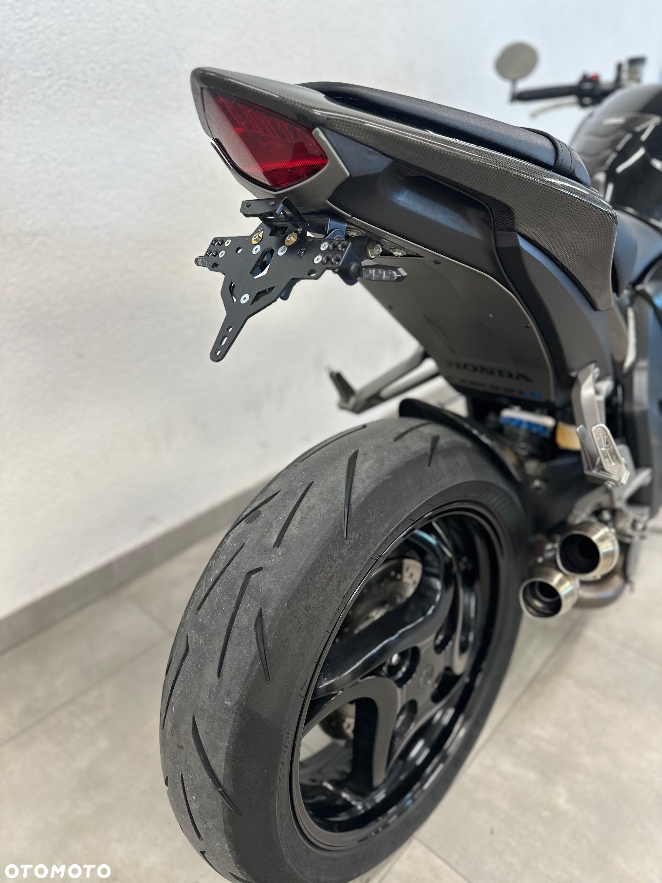 Honda CB - 8