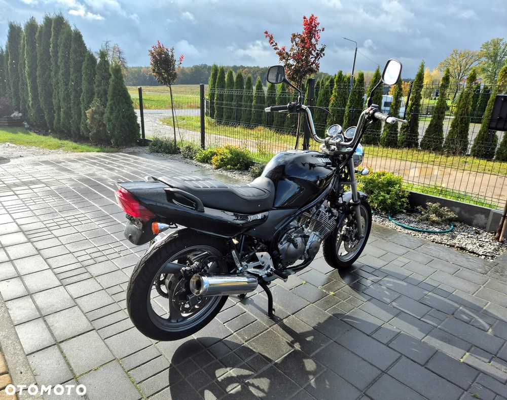 Yamaha XJ - 4