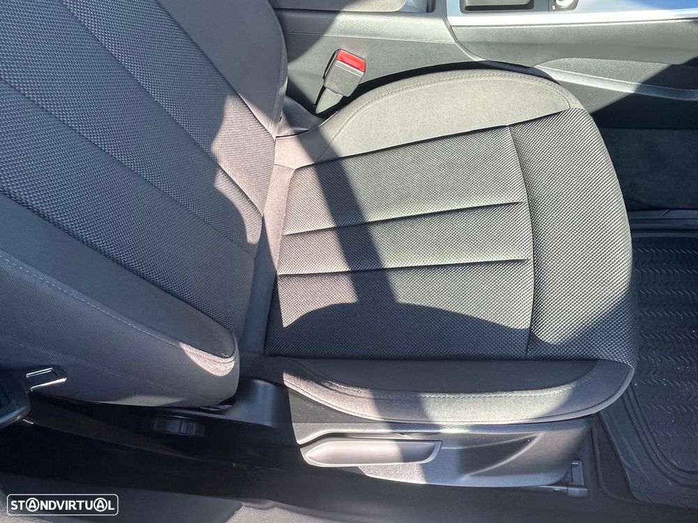 Audi A4 Avant 2.0 TDI S tronic - 6