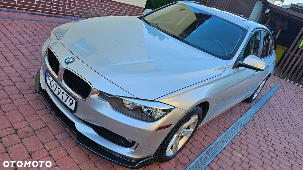 BMW Seria 3 328i xDrive Sport-Aut Sport Line - 2