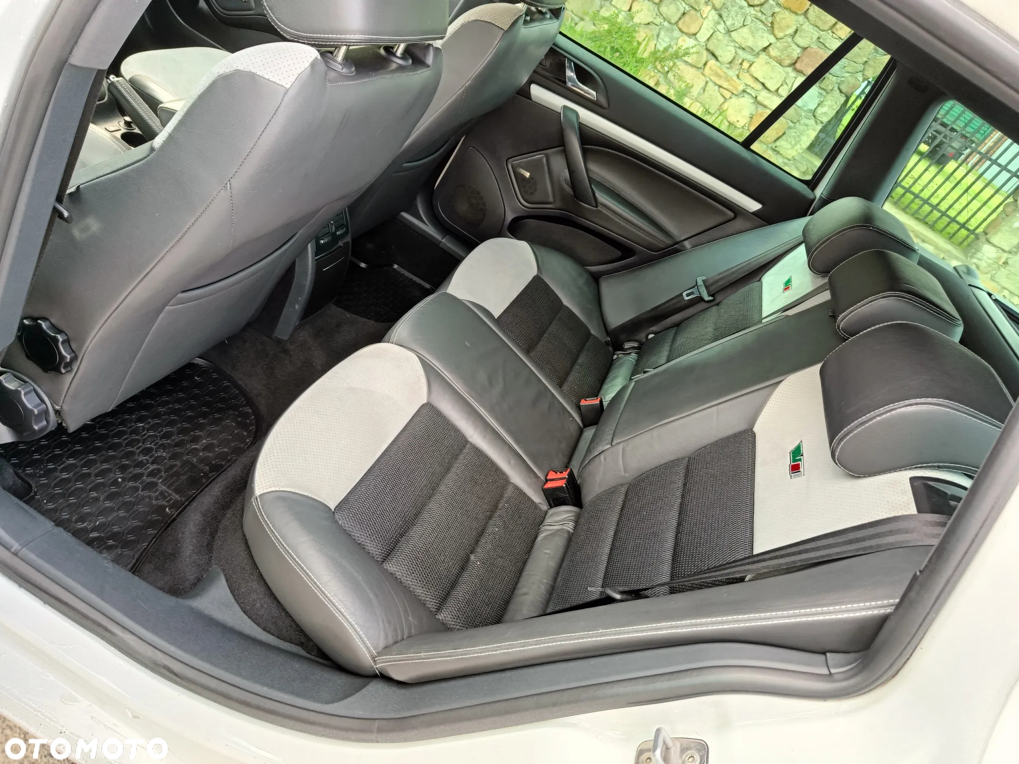 Skoda Octavia 2.0 TDI RS - 17