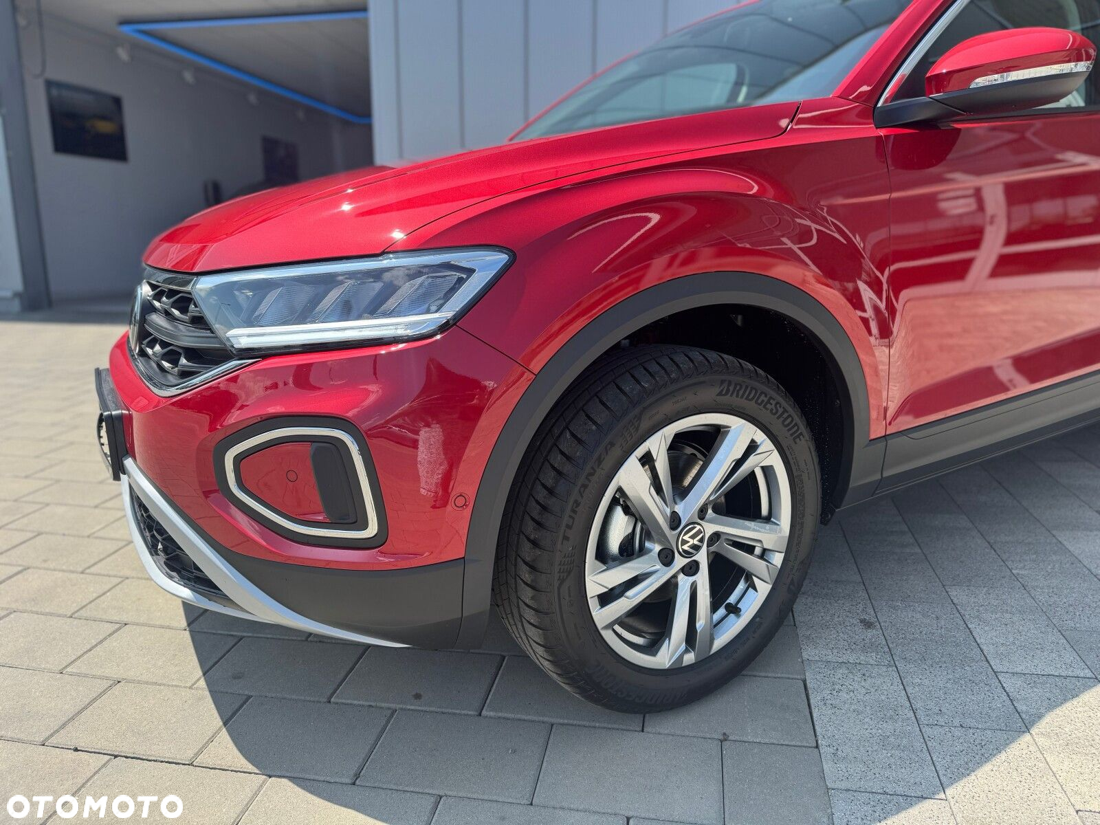 Volkswagen T-Roc - 3