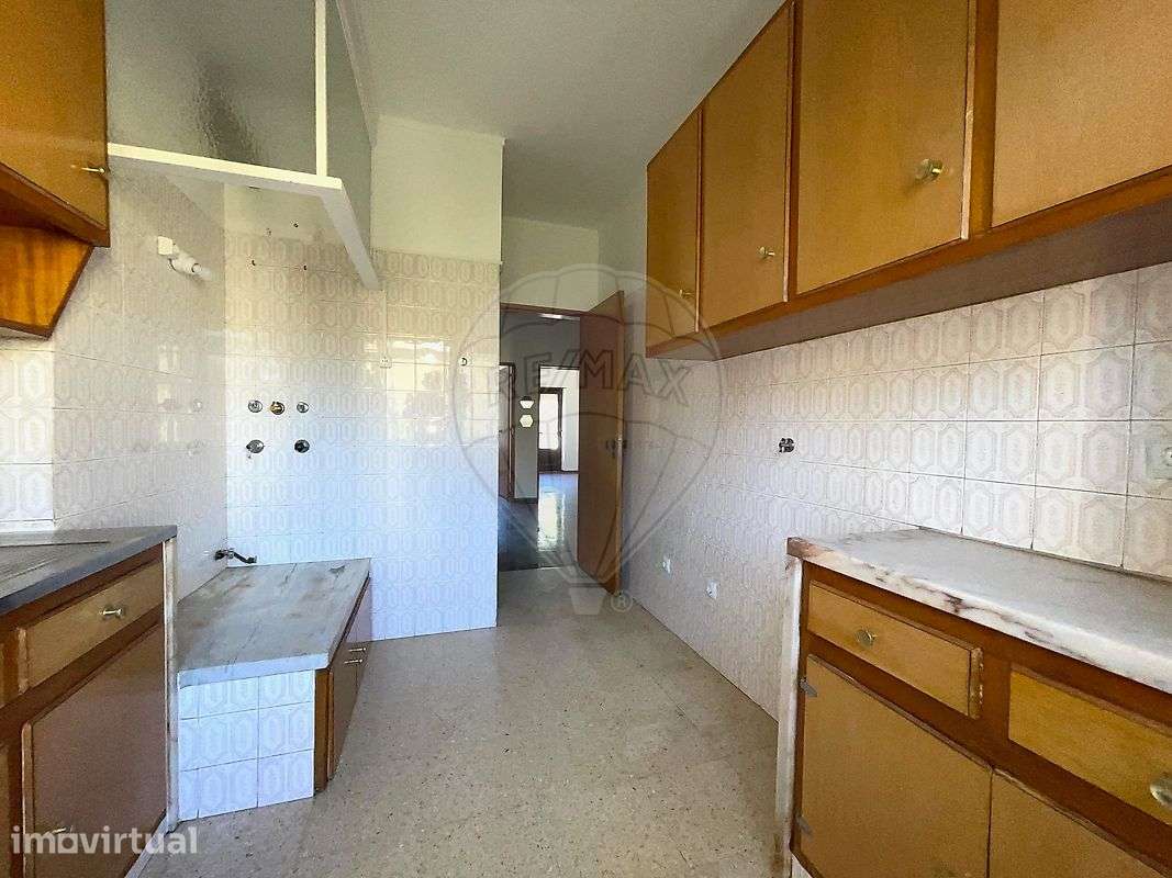 Apartamento T2 para arrendamento - Grande imagem: 2/13