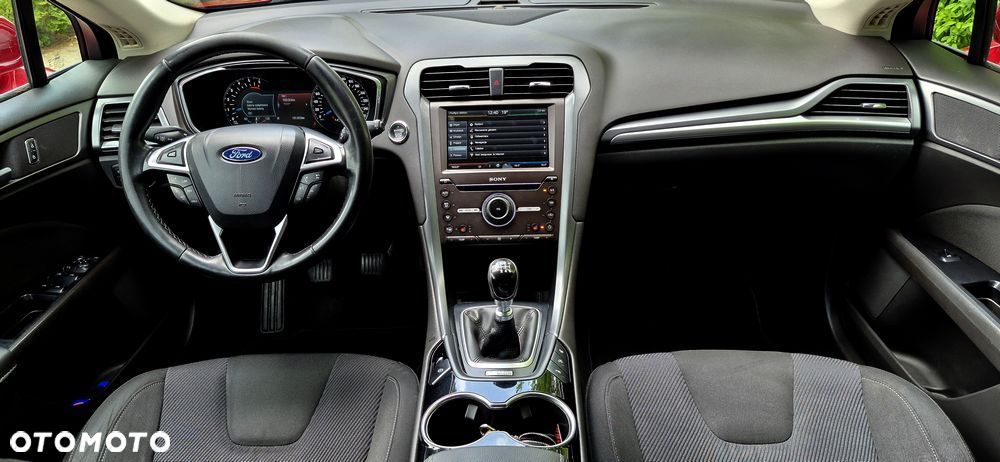 Ford Mondeo 2.0 EcoBlue Titanium - 26