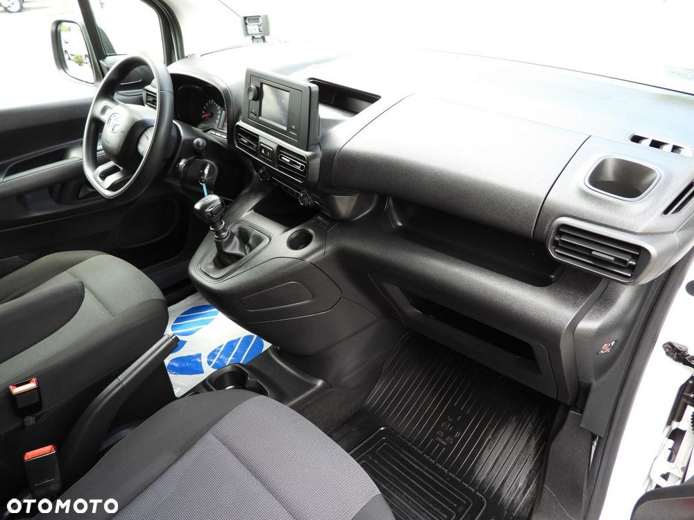 Toyota PROACE CITY  FURGON CHŁODNIA  -15*C ZASILANIE 230V TEMPOMAT KLIMATYZACJA  100KM - 38