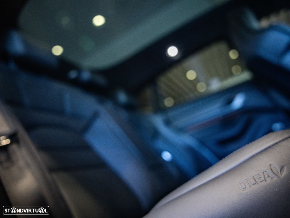 Porsche Taycan Sport Turismo Turbo - 38