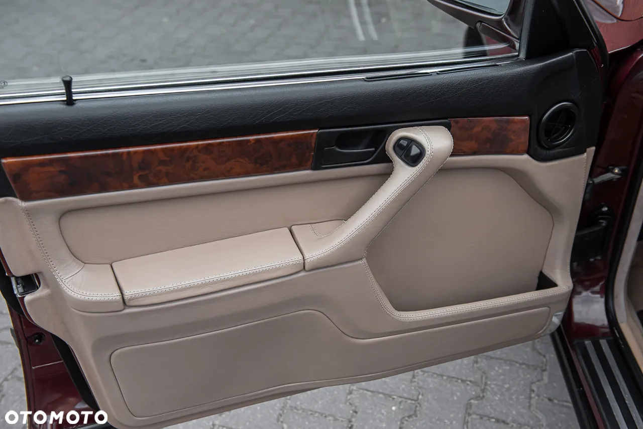 BMW Seria 7 - 18