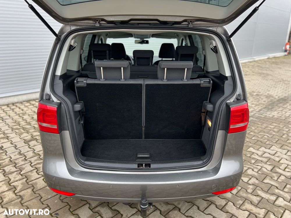 Volkswagen Touran 1.6 TDI BlueMotion Technology Trendline - 12