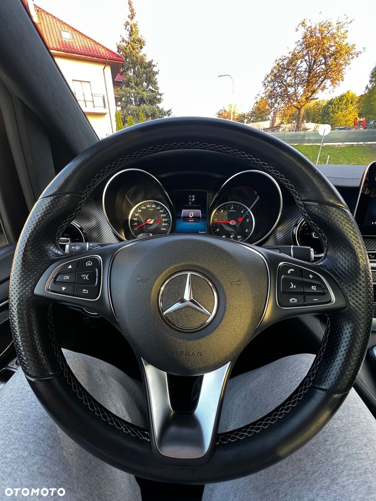 Mercedes-Benz Klasa V 300 d Exclusive 9G-Tronic (długi) - 11