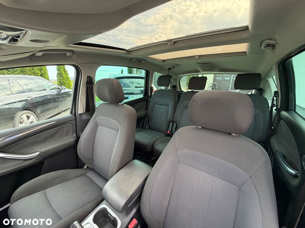 Ford S-Max - 15