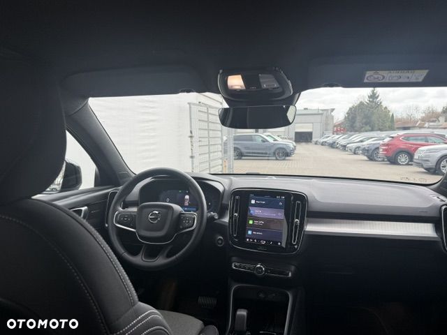 Volvo XC 40 B3 Plus Dark - 15