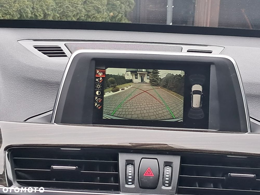 BMW X1 xDrive25i Sport Line sport - 27