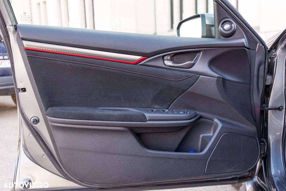 Honda Civic Type R 2.0 VTEC Turbo Ultimate Edition - 23