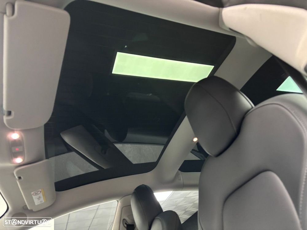 Tesla Model 3 Tração Traseira - 17