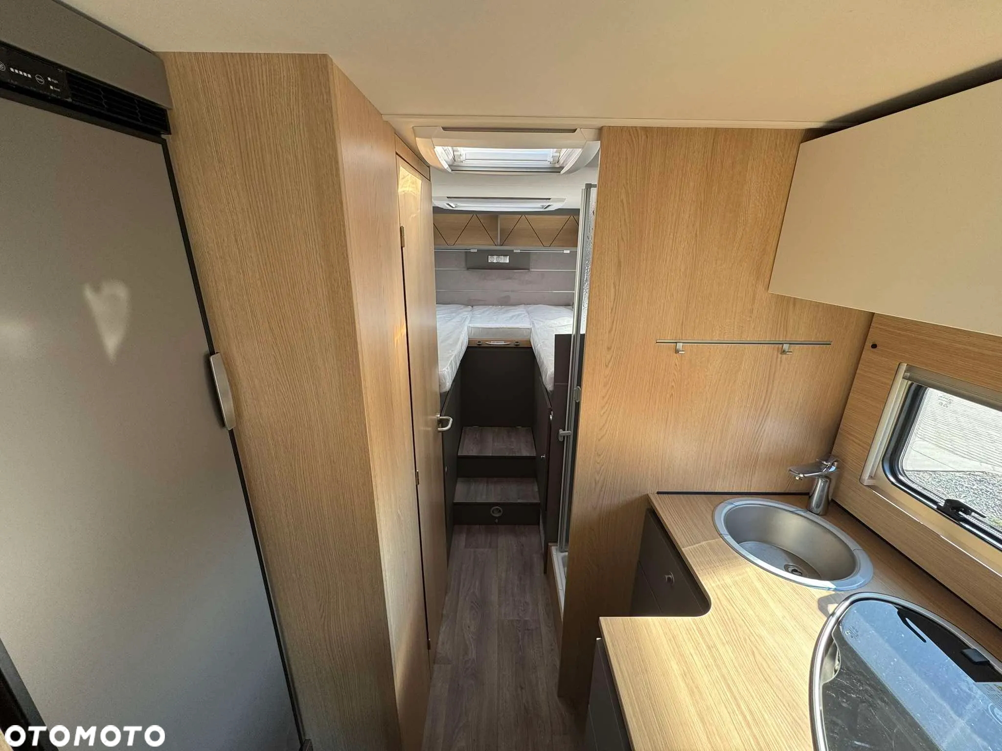 LMC Tourer Lift H730G - Kamper o DMC 3500kg dla 5ciu osób! - 21