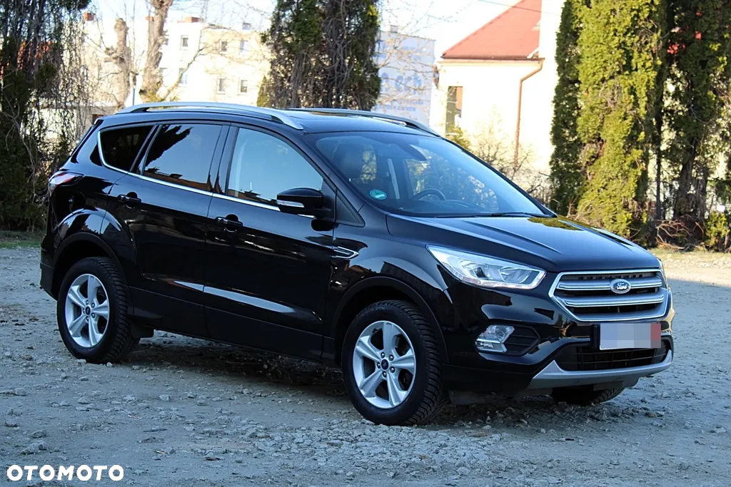 Ford Kuga 1.5 EcoBoost 2x4 Titanium - 2