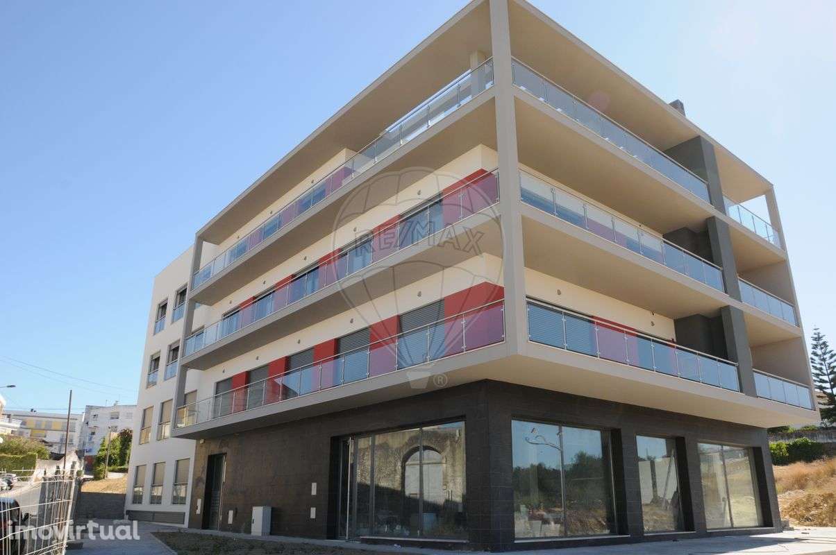 Loja  para arrendamento - Grande imagem: 2/4