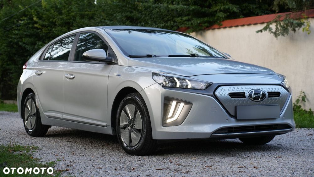 Hyundai IONIQ hybrid Premium - 2