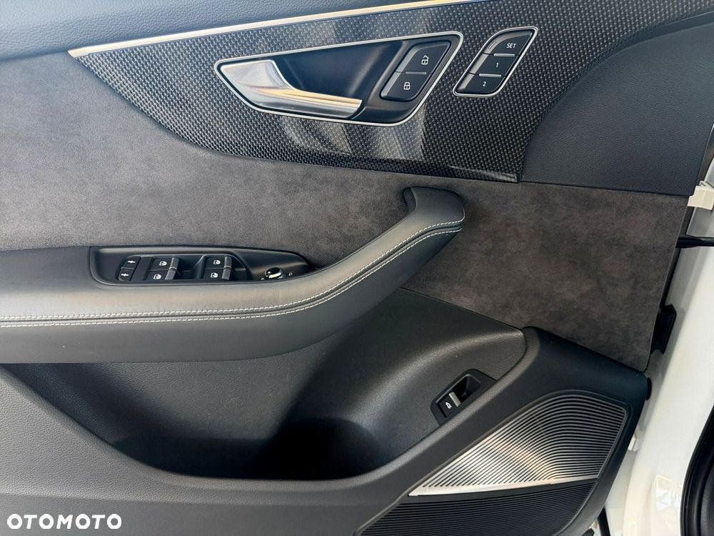 Audi SQ7 - 17
