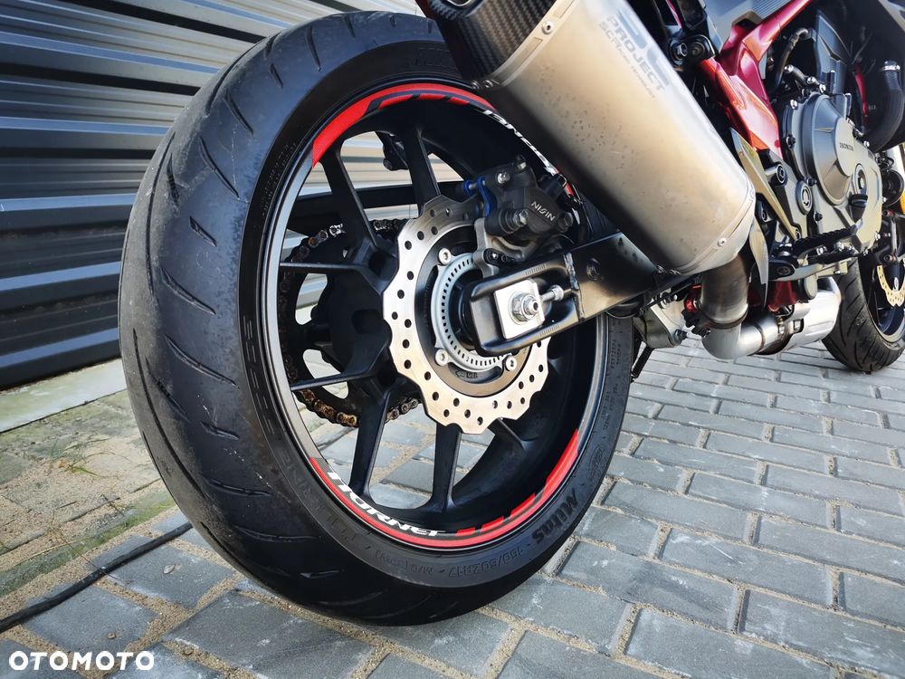Honda Hornet - 18