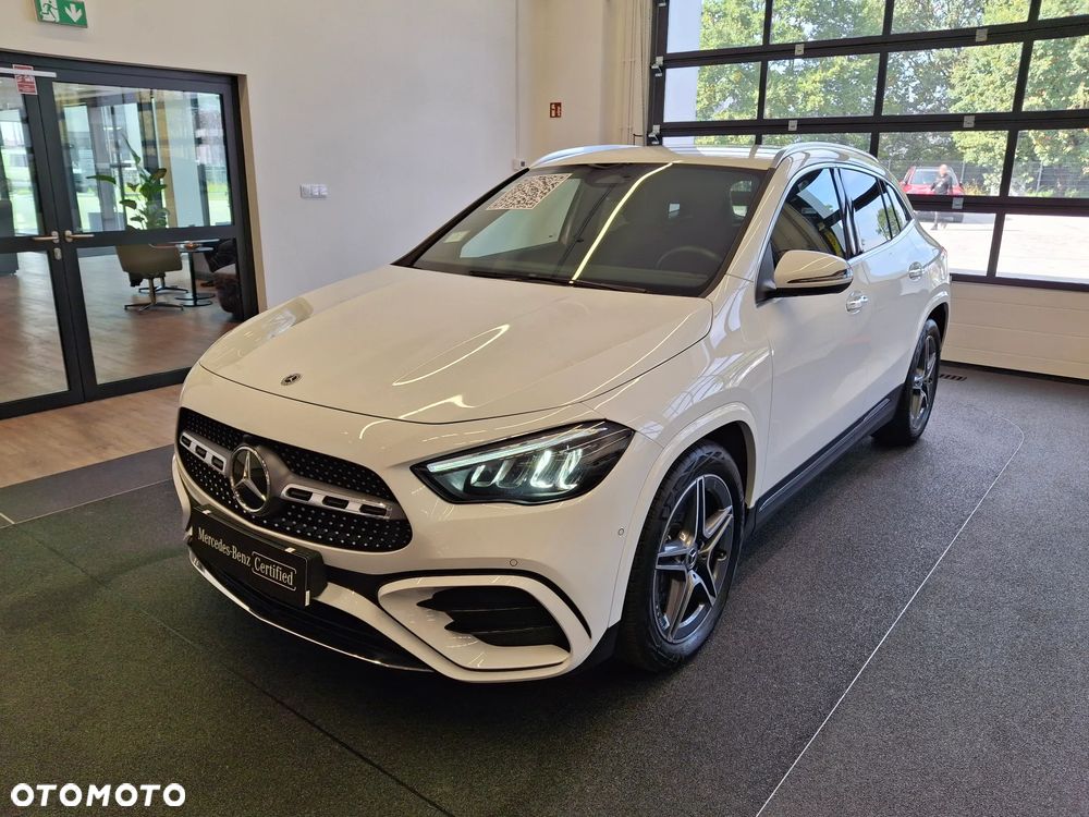 Mercedes-Benz GLA 200 AMG Line