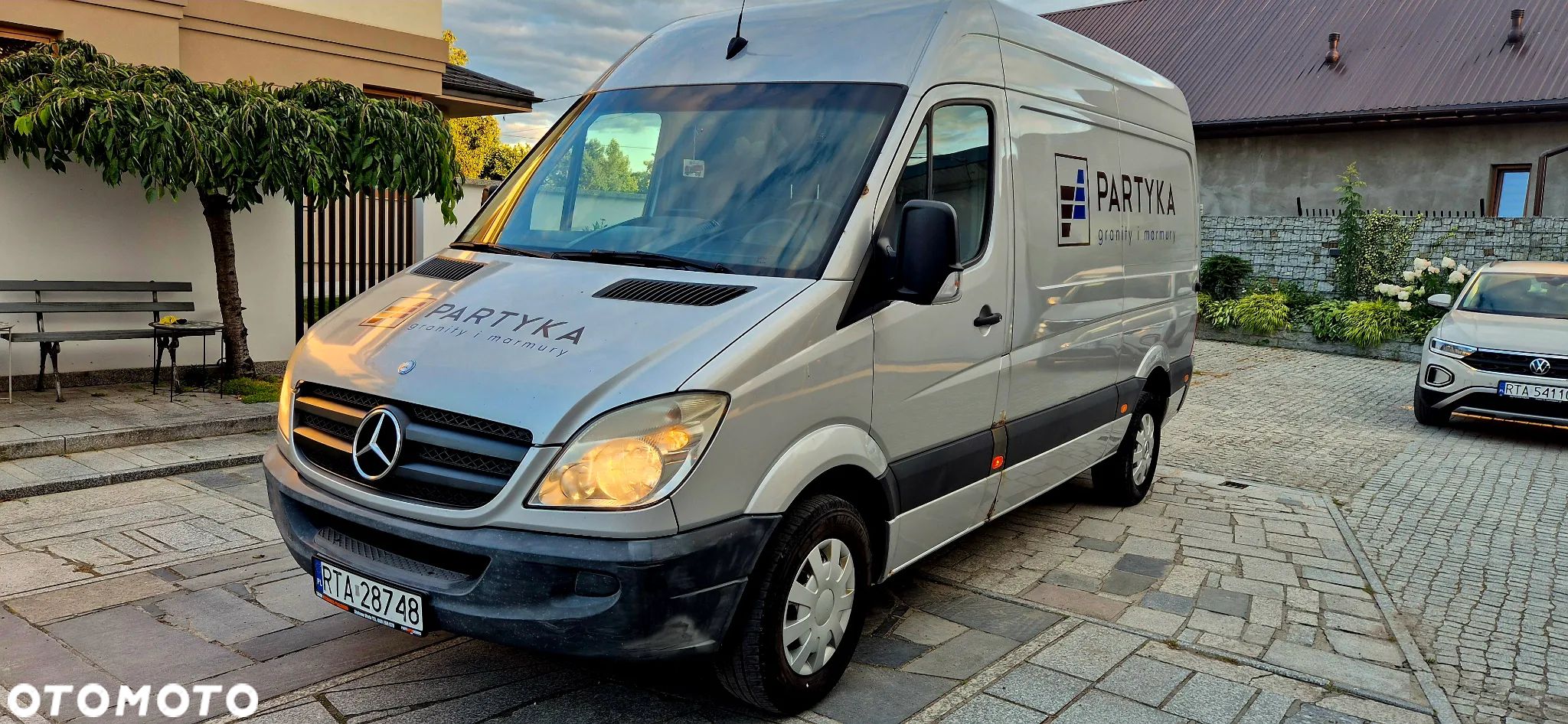 Mercedes-Benz Sprinter - 1