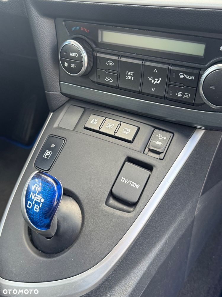Toyota Auris - 27