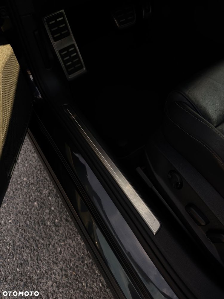 Volkswagen Golf - 24