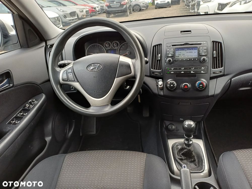 Hyundai i30 1.4 Blue Comfort - 21