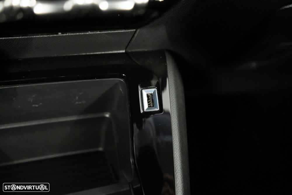 Peugeot 208 1.2 PureTech Active - 24