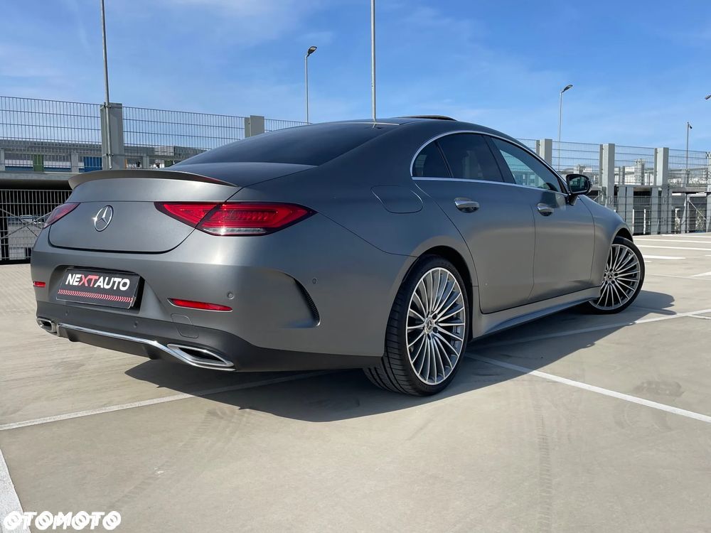 Mercedes-Benz CLS 300 d 4Matic 9G-TRONIC AMG Line - 9