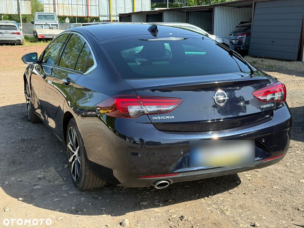 Opel Insignia ver-2-0-cdti-cosmo - 5