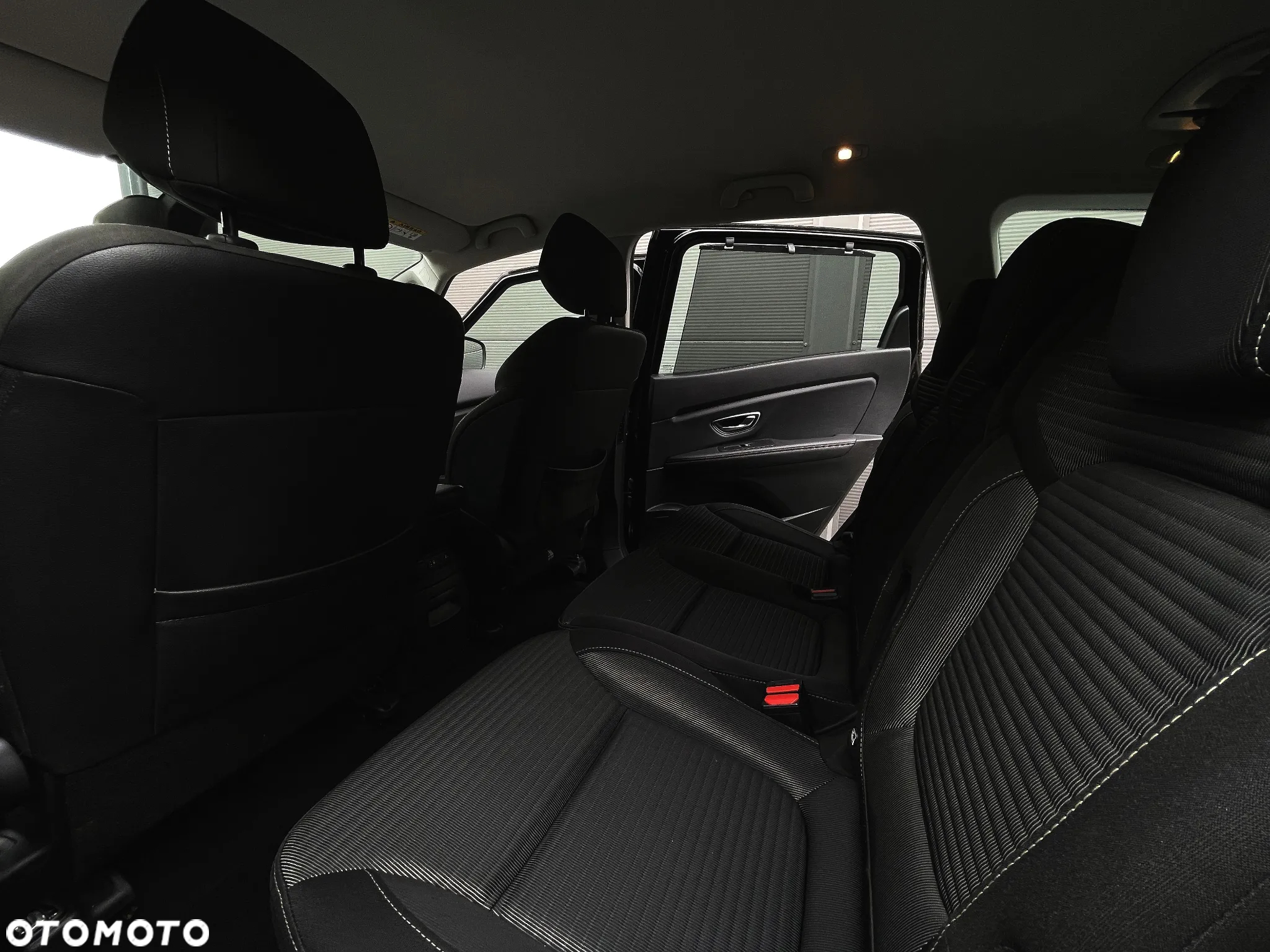 Renault Grand Scenic Gr 1.3 TCe FAP Intens - 16