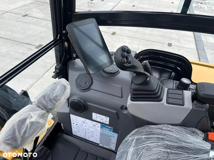 Caterpillar 302.7 CR - 28