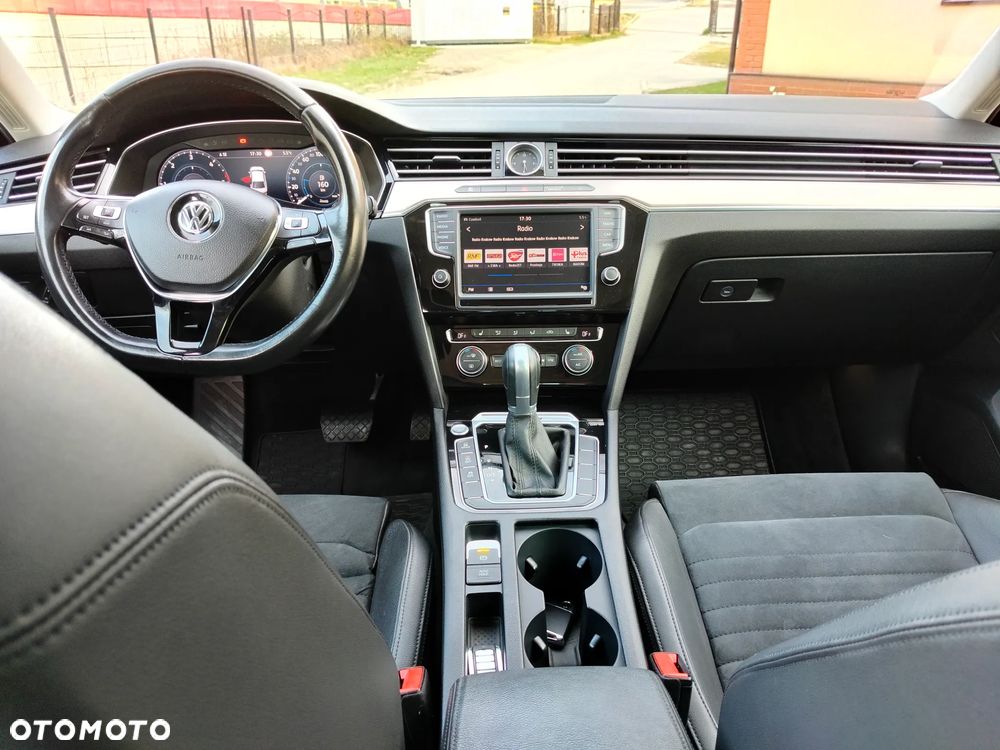 Volkswagen Passat 2.0 TDI Bi-Turbo BMT 4Mot Highline DSG - 7